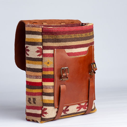 the-carpet-rucksack-4_edited.jpg
