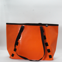 The Lorry Shopper        TB-0023