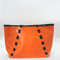 The Lorry Shopper        TB-0022