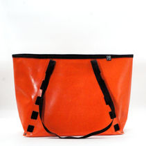 The Lorry Shopper      TB-0027