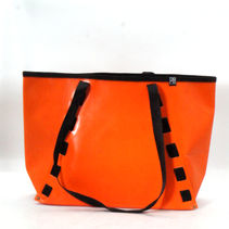 The Lorry Shopper     TB-0024
